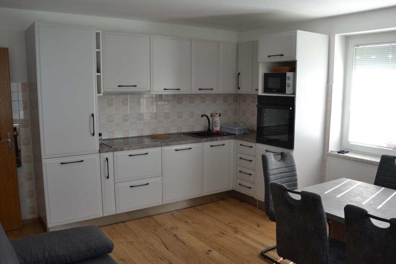 Apartma Ob Potoku Luče 외부 사진