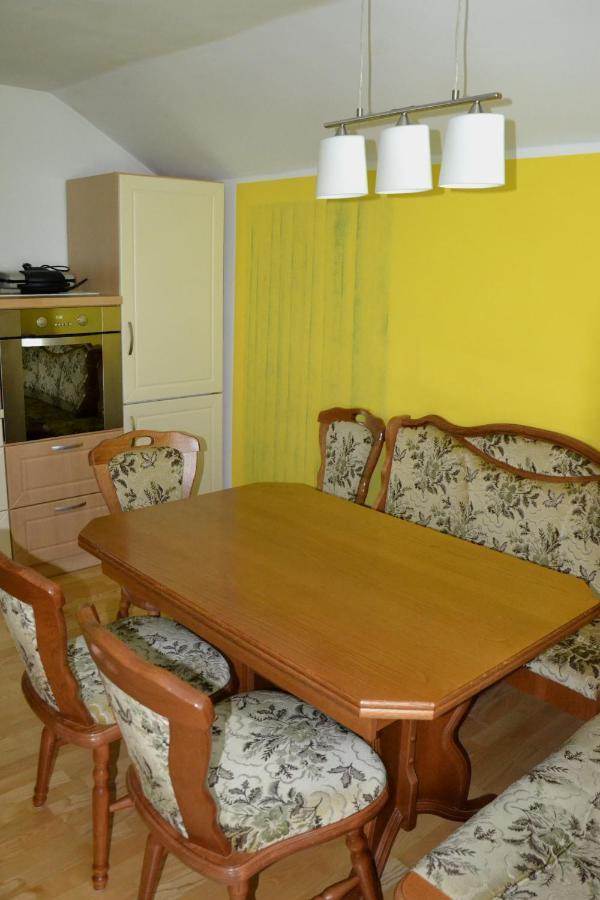 Apartma Ob Potoku Luče 외부 사진