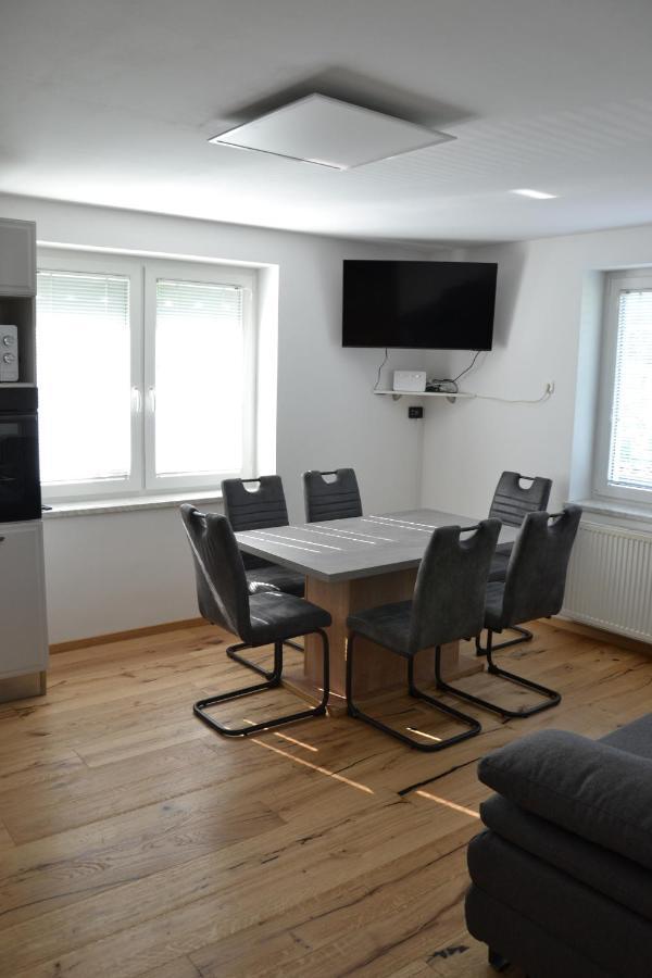 Apartma Ob Potoku Luče 외부 사진